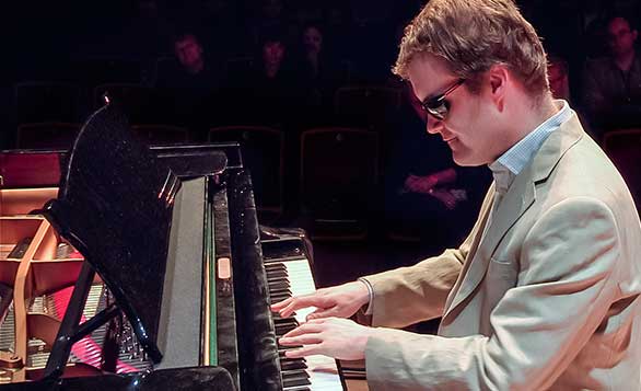 Pianist Derek Paravicini, who has severe autism, processes music in fascinating ways. Here, resources for learning more. Photo: TEDxWarwick 