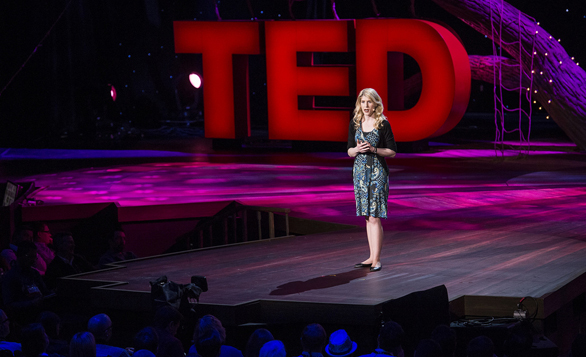 Eleanor-Longden-speaks-at-TED2013