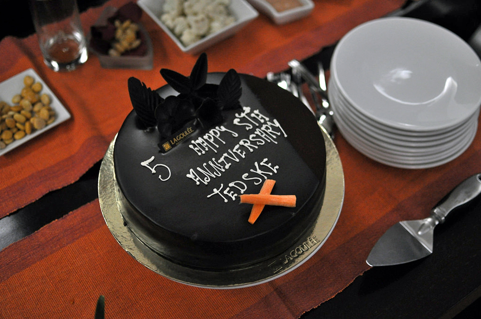 The cake at TEDxSKE's 5th anniversary party. Photo: Patrick Abi Salloum