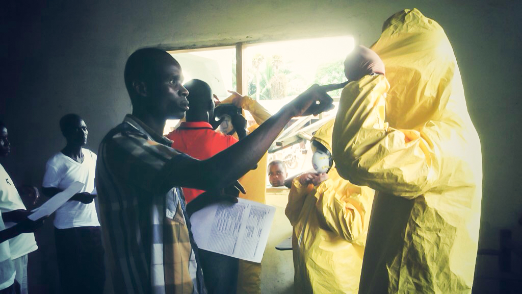 personal-protective-equipment-training-for-ebola-response-workers